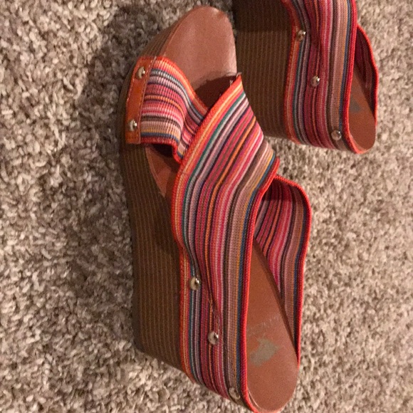 Colorful elastic strapped wedge - Picture 3 of 3